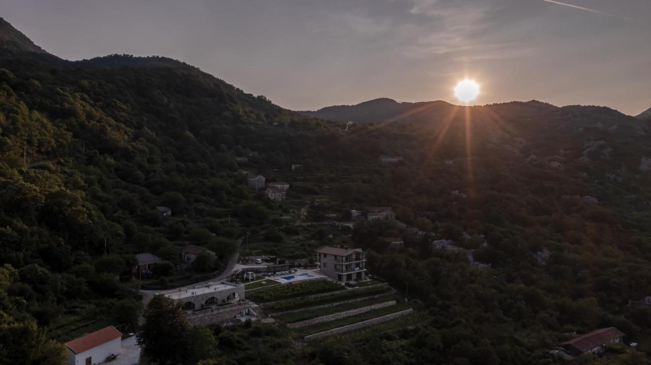 Apartments And Winery Djukovic Virpazar Exterior foto